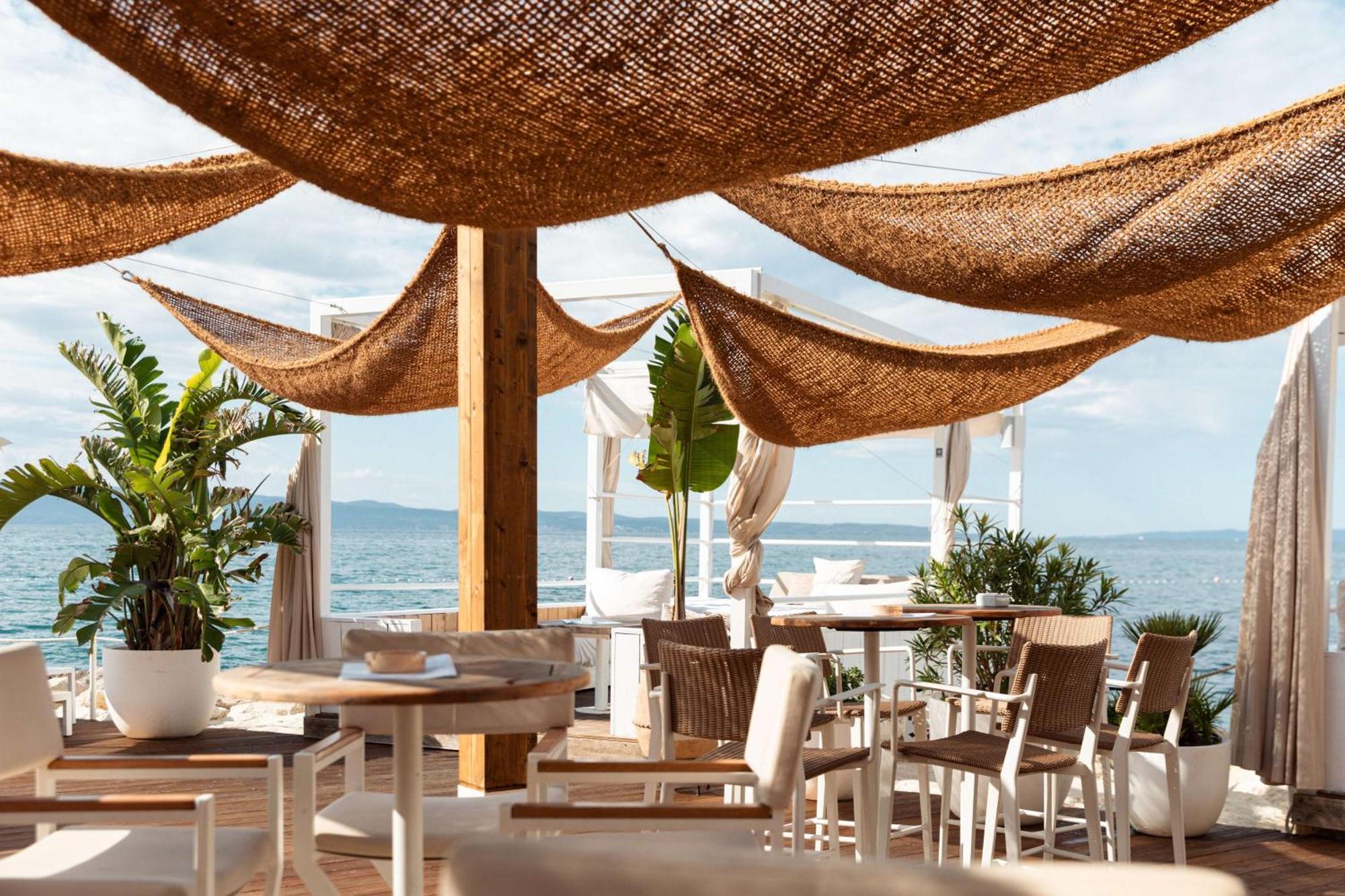 Radisson Blu Resort & Spa Spalato Esterno foto The Beach Club