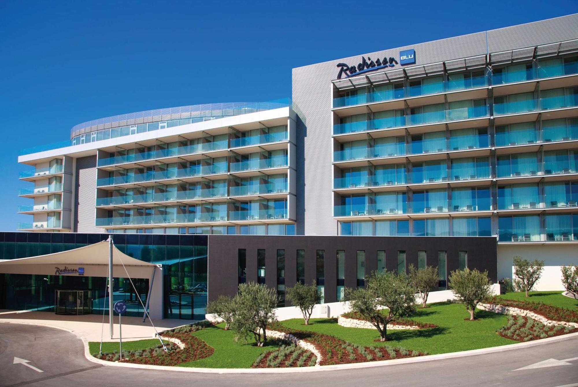 Radisson Blu Resort & Spa Spalato Esterno foto Radisson Blu Resort, Split