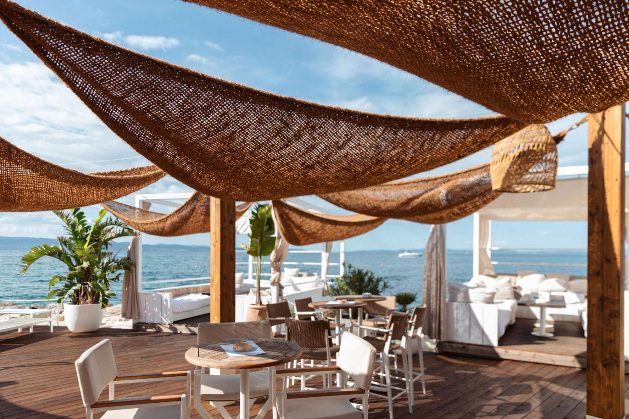 Radisson Blu Resort & Spa Spalato Esterno foto The Sky Bar